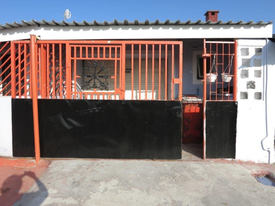 4 Bedroom Property for Sale in Leiden Western Cape